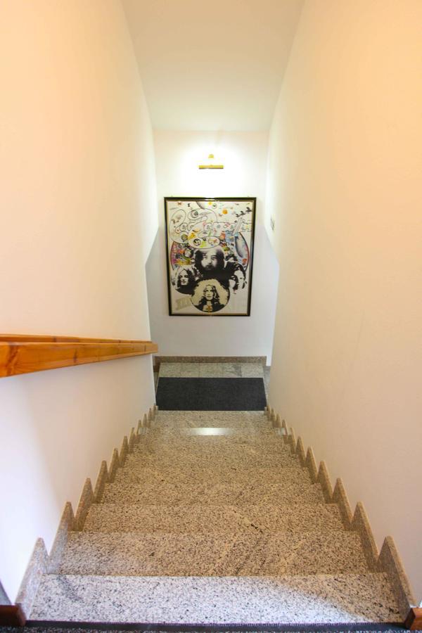Hard Rock Rooms For Two Livno Luaran gambar